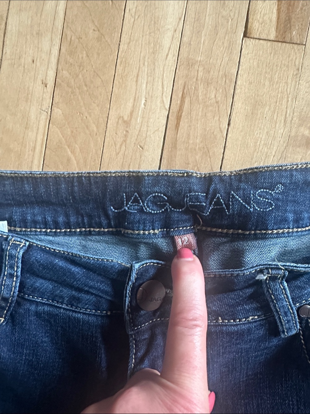 Jag Jeans Dark Blue Cropped Distressed Ankle Jeans - Picture 4 of 6